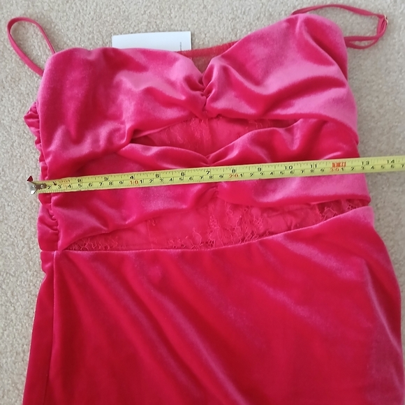 Lovers + Friends Dylan velvet hot pink lined barbie lace mini dress women’s Sz M - Picture 8 of 9